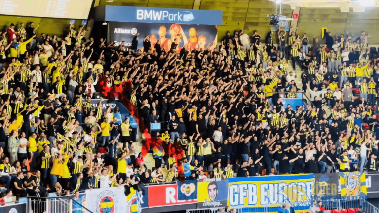 Fenerbahçe Taraftarı Dubai'ye Akın Ediyor