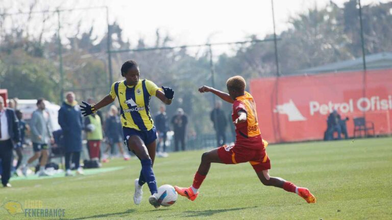 Fenerbahçe Kadın Futbol Takımı Liderliğini Averajla Korudu
