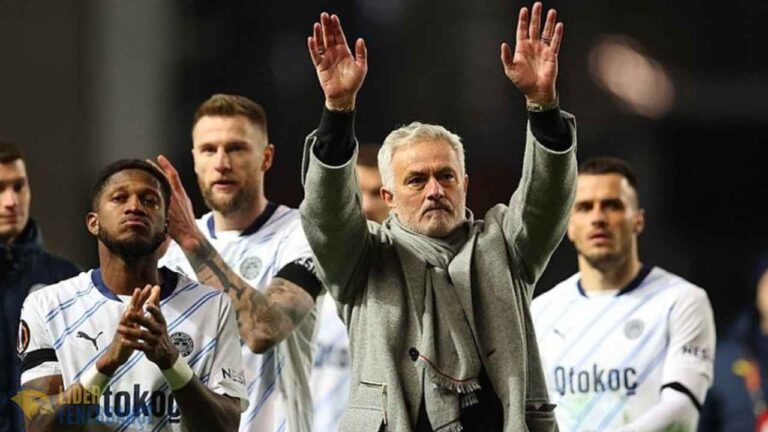 Mourinho'nun Soyunma Odasında Duygusal Anları